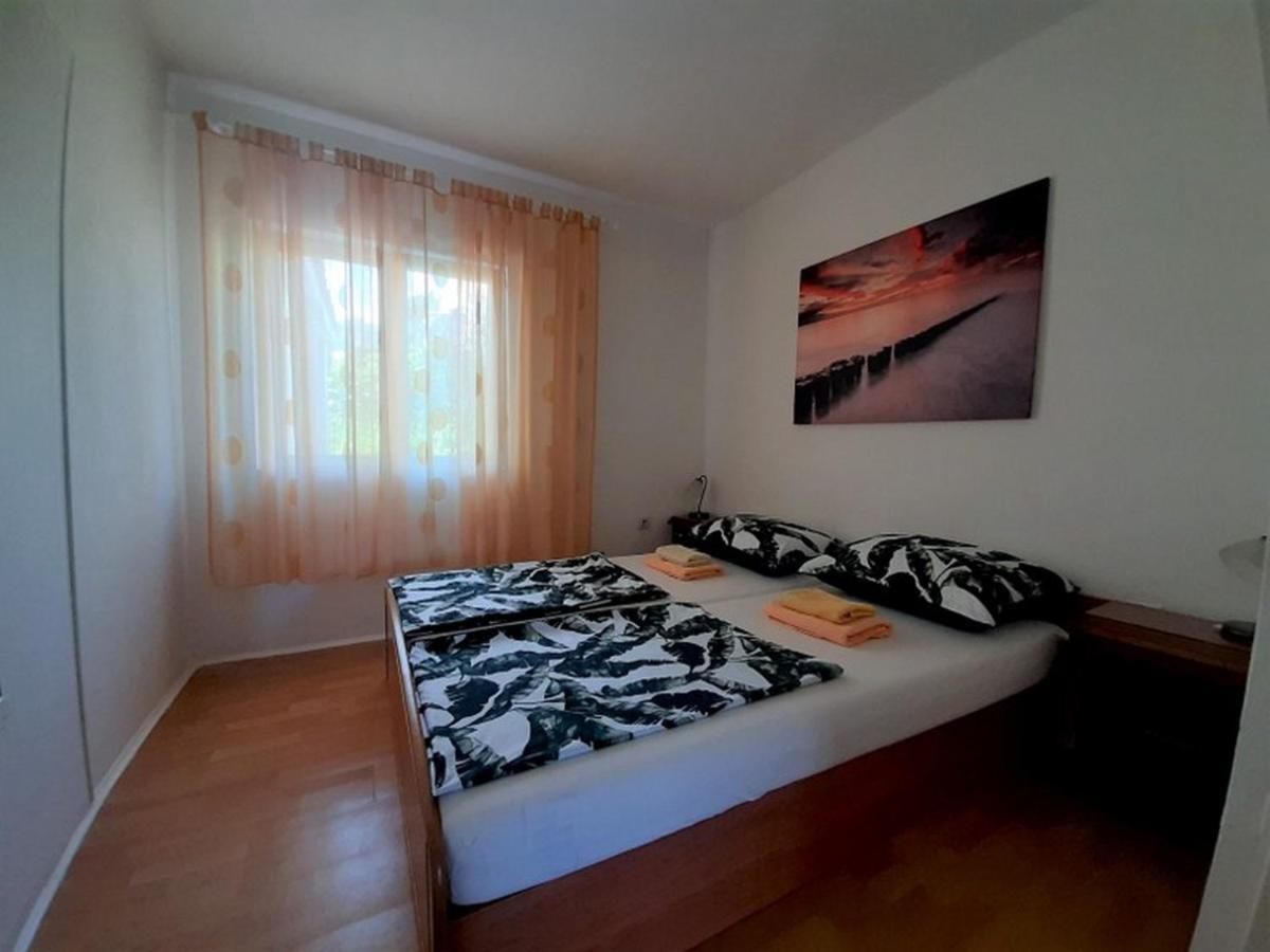 Apartments Nada Krk Island Exterior foto